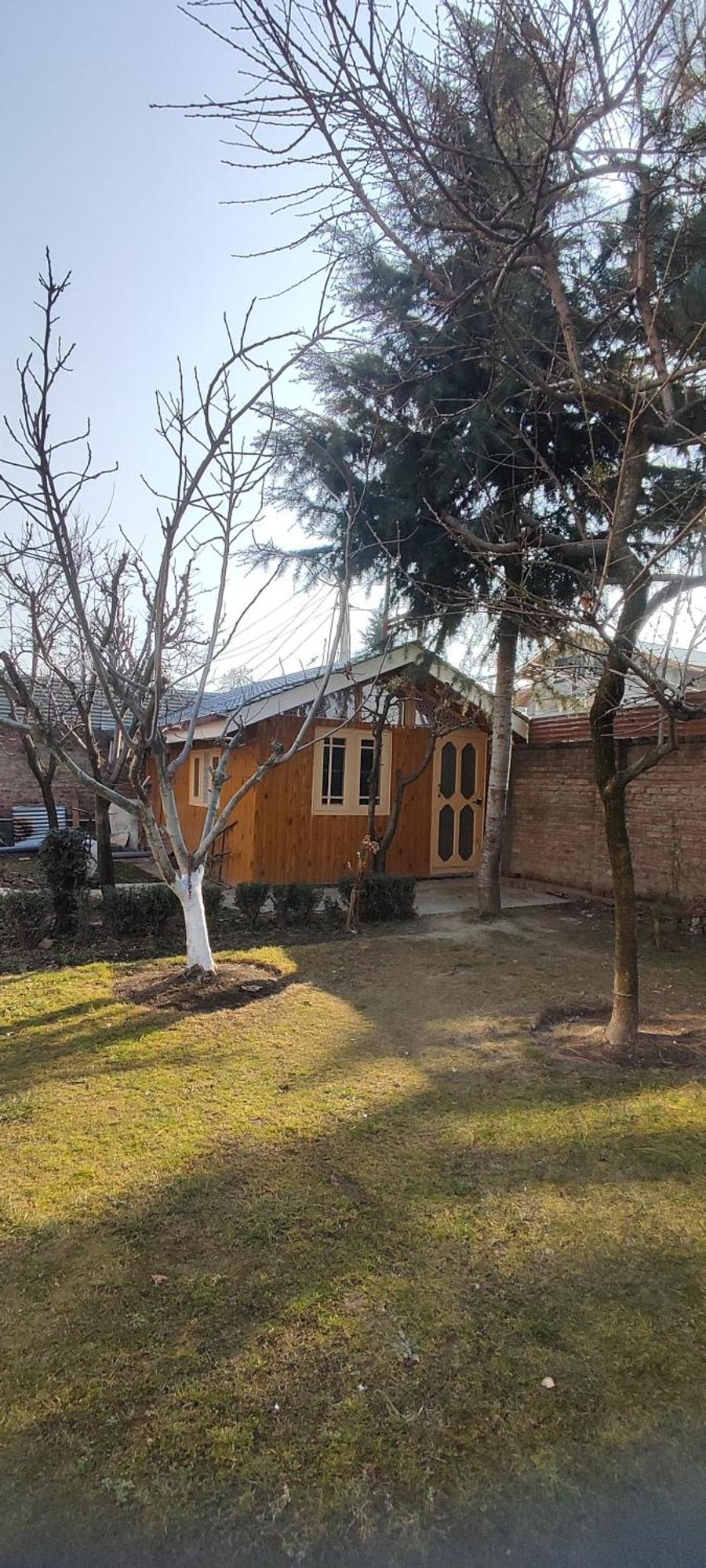 The Clover Inn Сринагар Экстерьер фото